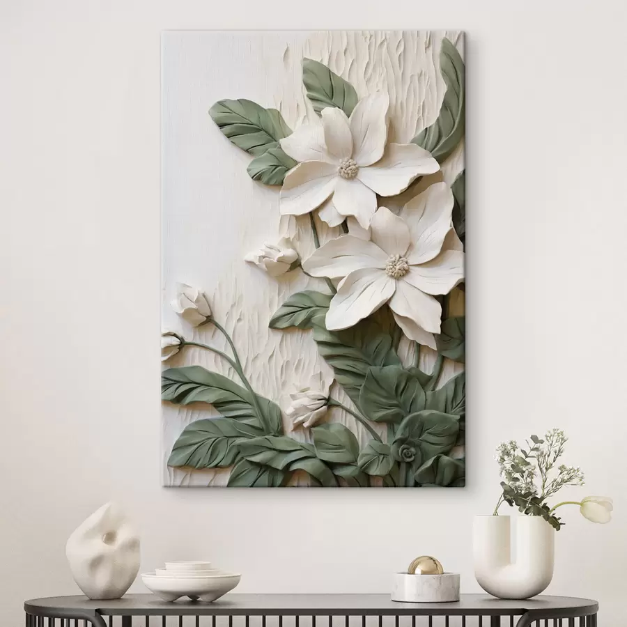Tableau Des fleurs blanches et des feuilles vertes sur un fond texturé orné de feuillage s49497