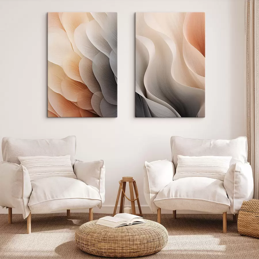 Tableau Des textures abstraites et translucides, évoquant des pétales, dans des tons de pêche, de crème et de gris m30582