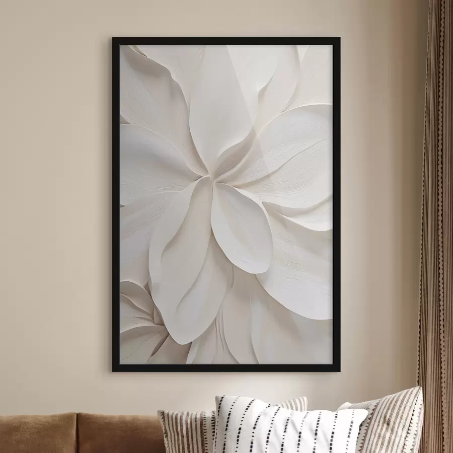 Papier peint Fleur abstraite, de grande taille, d'un blanc crème, aux pétales délicats et superposés f49791