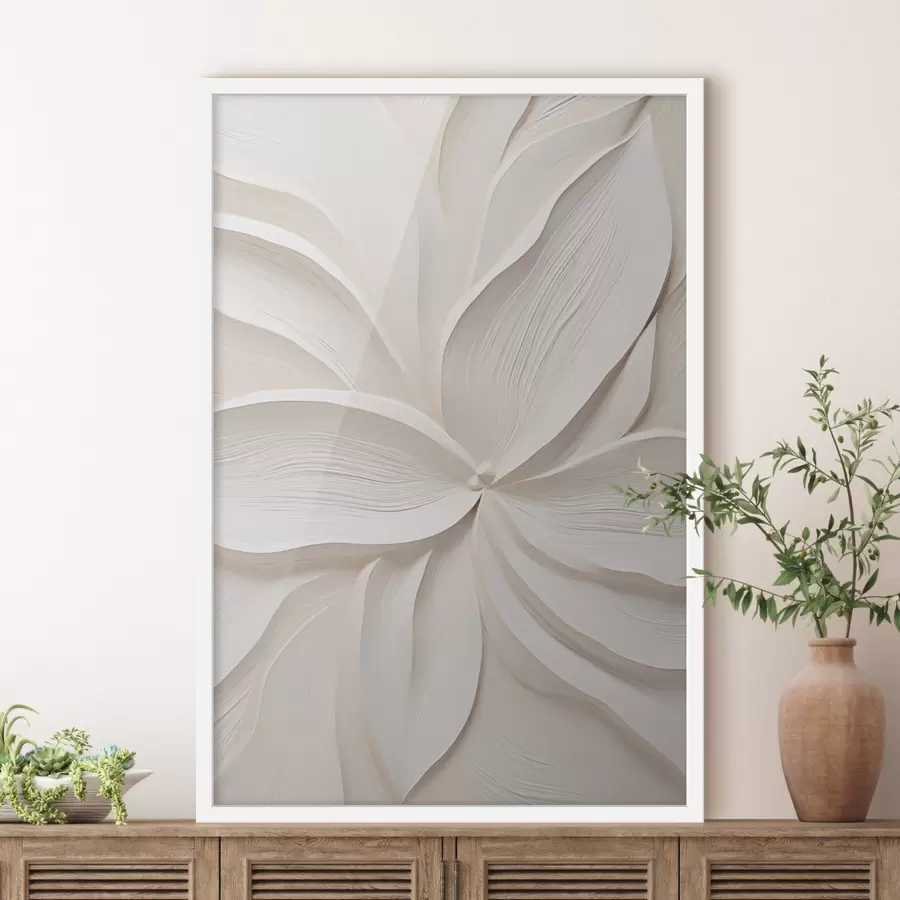 Papier peint Fleur abstraite, de grande taille, d'un blanc crème, aux pétales délicats et superposés f49792