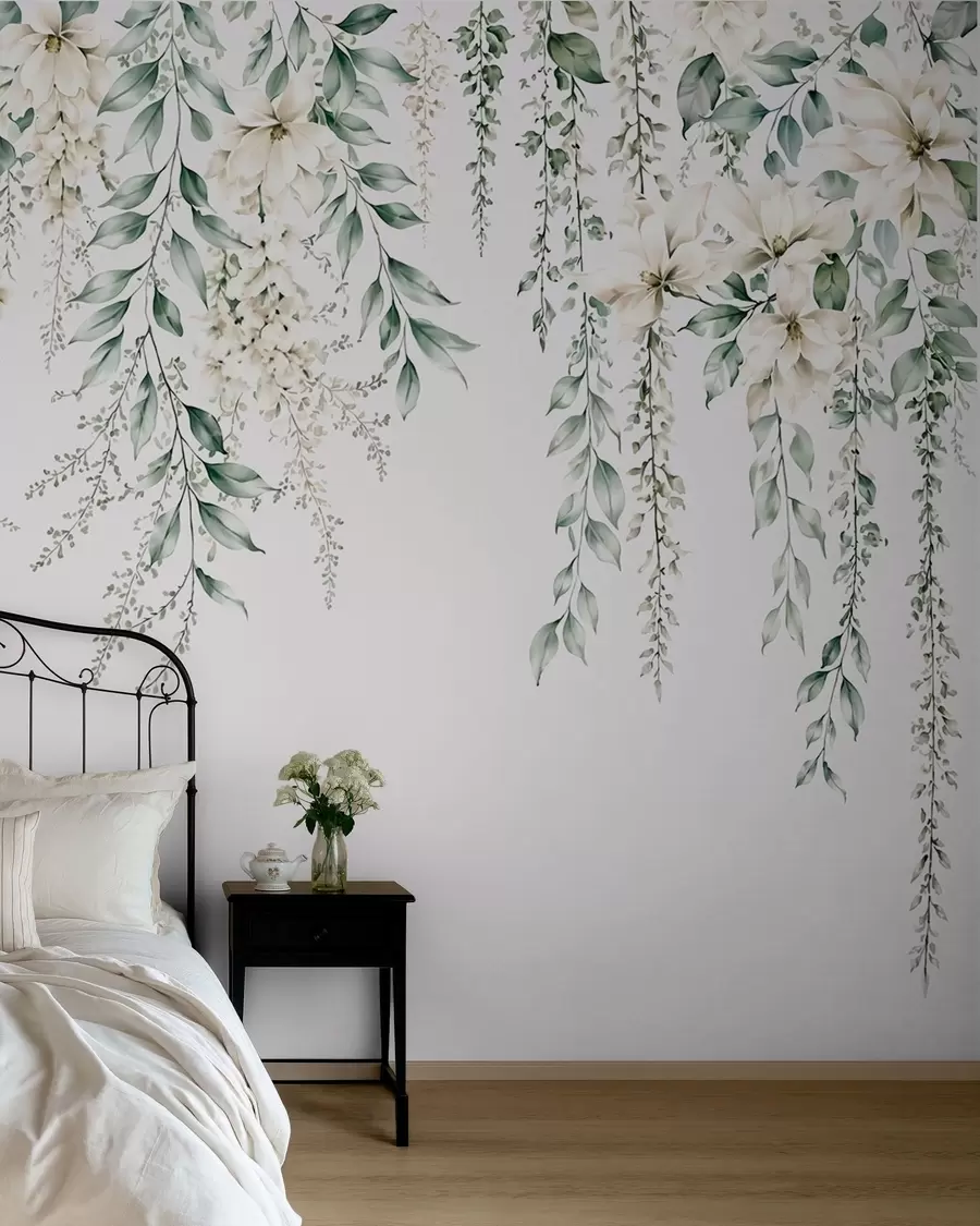 Papier peint Des fleurs en cascade et un feuillage vert sur un fond clair w05736