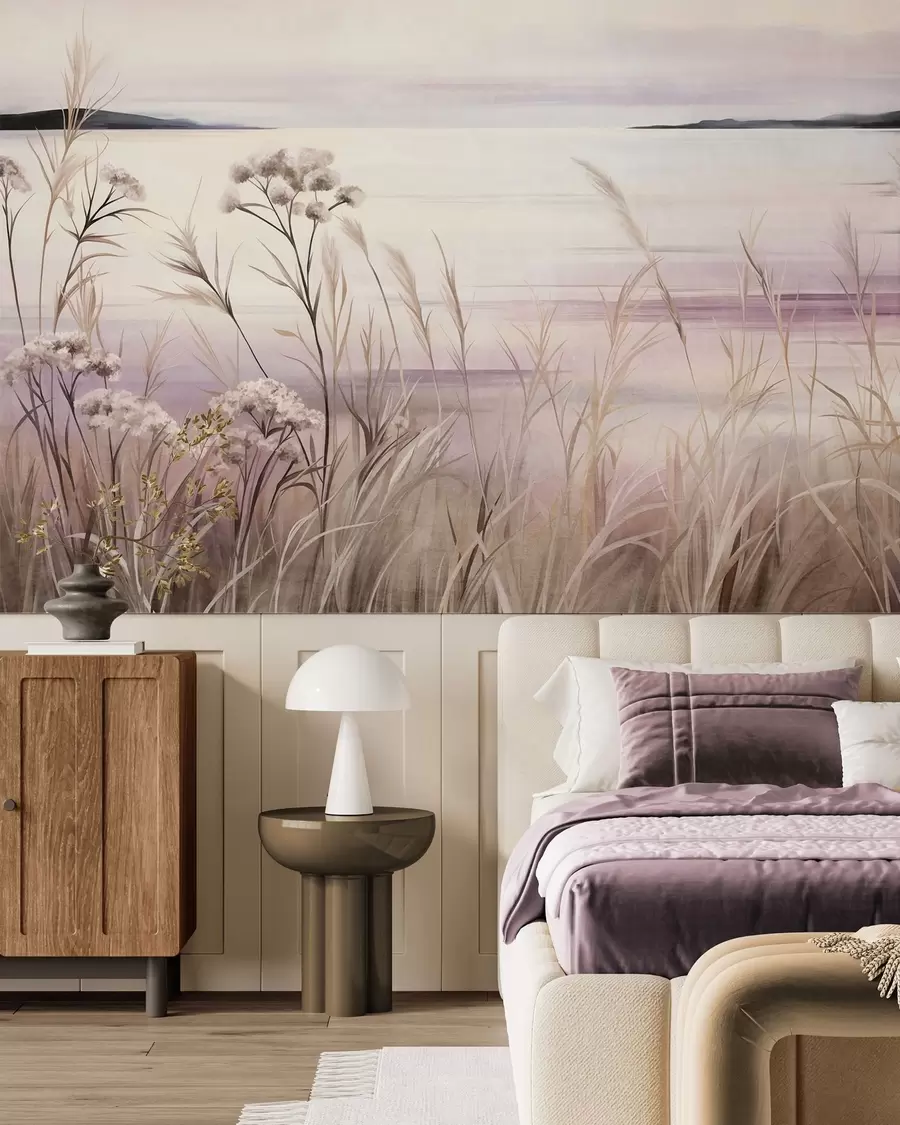 Papier peint Paysage composé de fleurs séchées et de hautes herbes près de la rivière, sous un ciel aux teintes douces et pastel w09939
