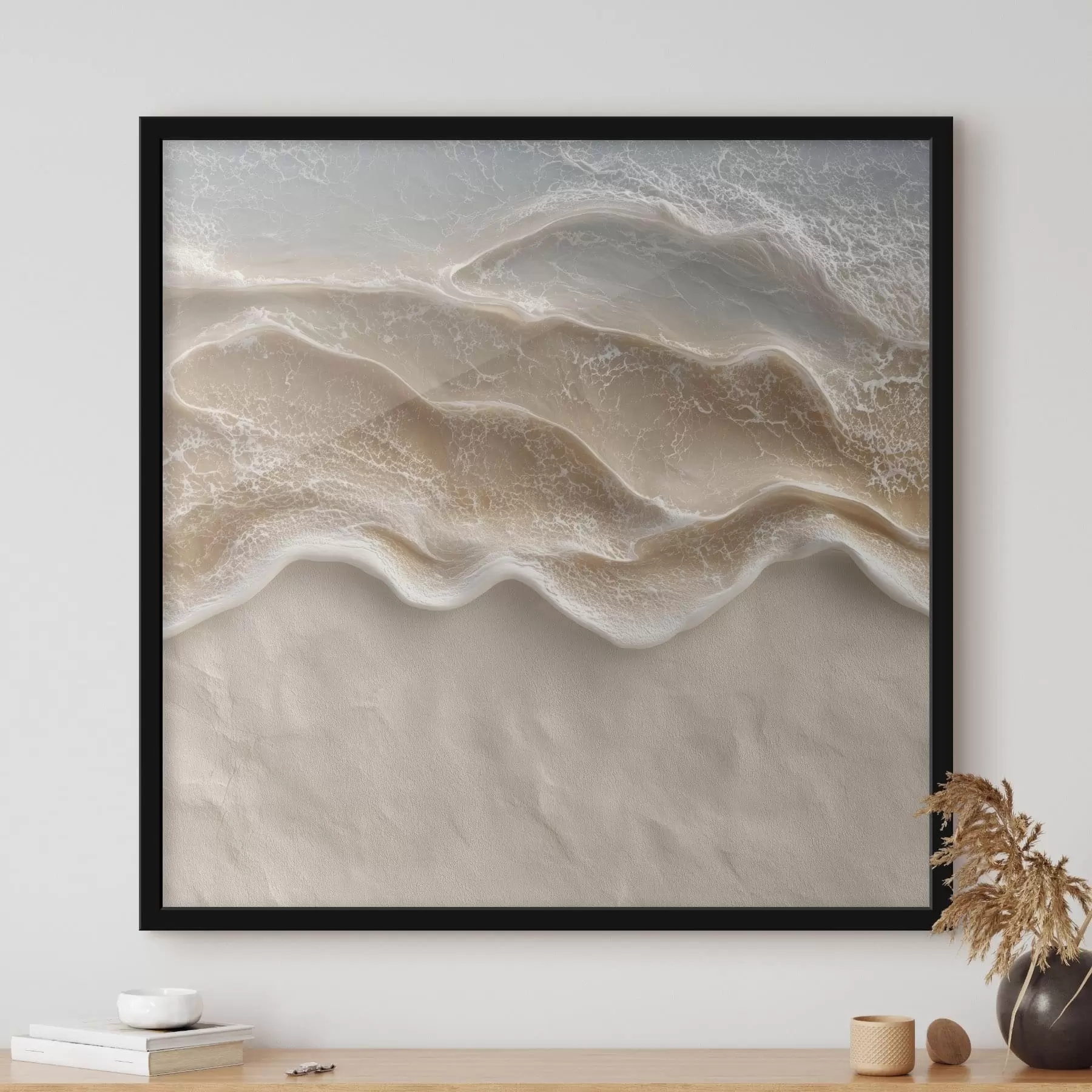 Papier peint De l'écume de mer sur un fond beige clair, dans un style pictural contemporain f49714