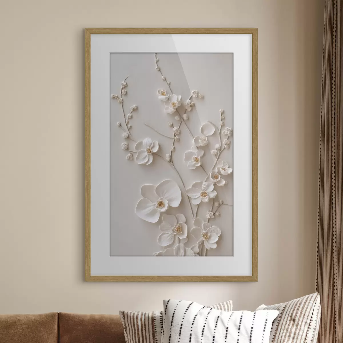 Poster De volumineuses fleurs blanches sur des branches délicates f49957