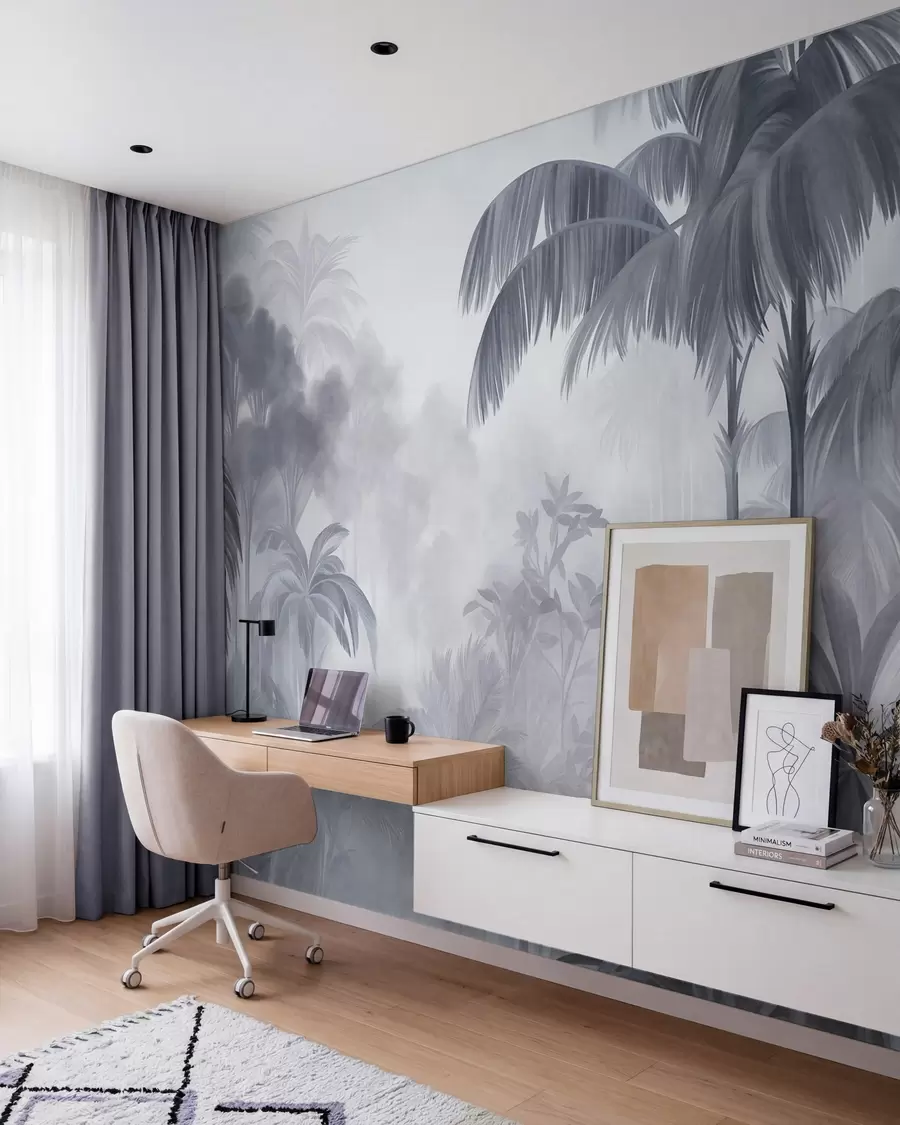 Papier peint Paysage de jungle texturé, avec des palmiers et une végétation luxuriante, dans un style doux et pictural w10016v1