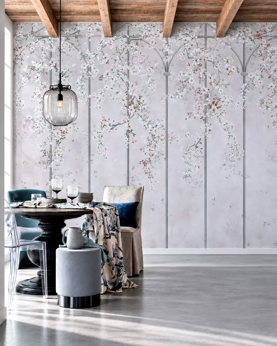 Papier peint Des branches fleuries blanches sur un treillis décoratif bleu et gris w05923v1