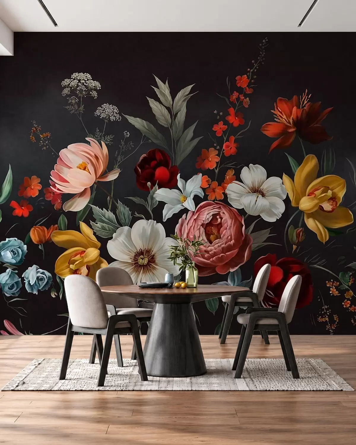 Papier peint Composition florale luxuriante composée de fleurs colorées sur un fond sombre w05960